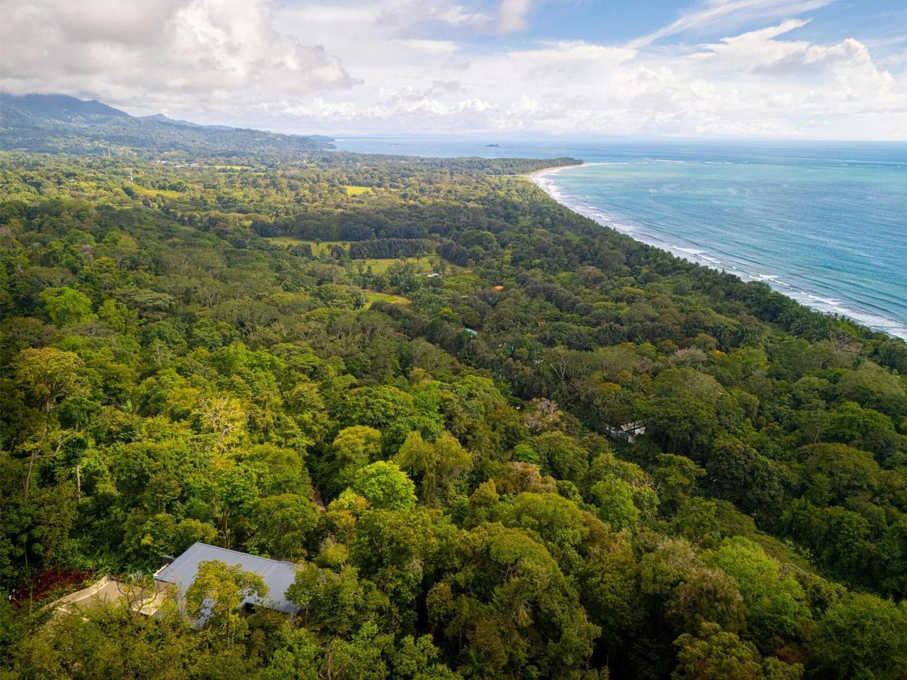 Whale Tail View Ridgetop Home, Uvita, Puntarenas