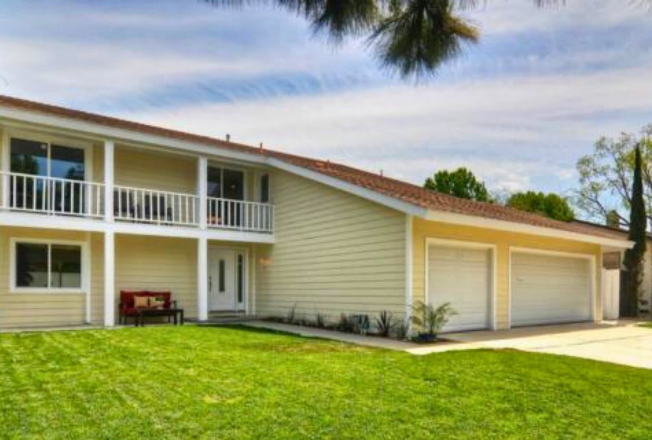 2726 Sandpiper Drive