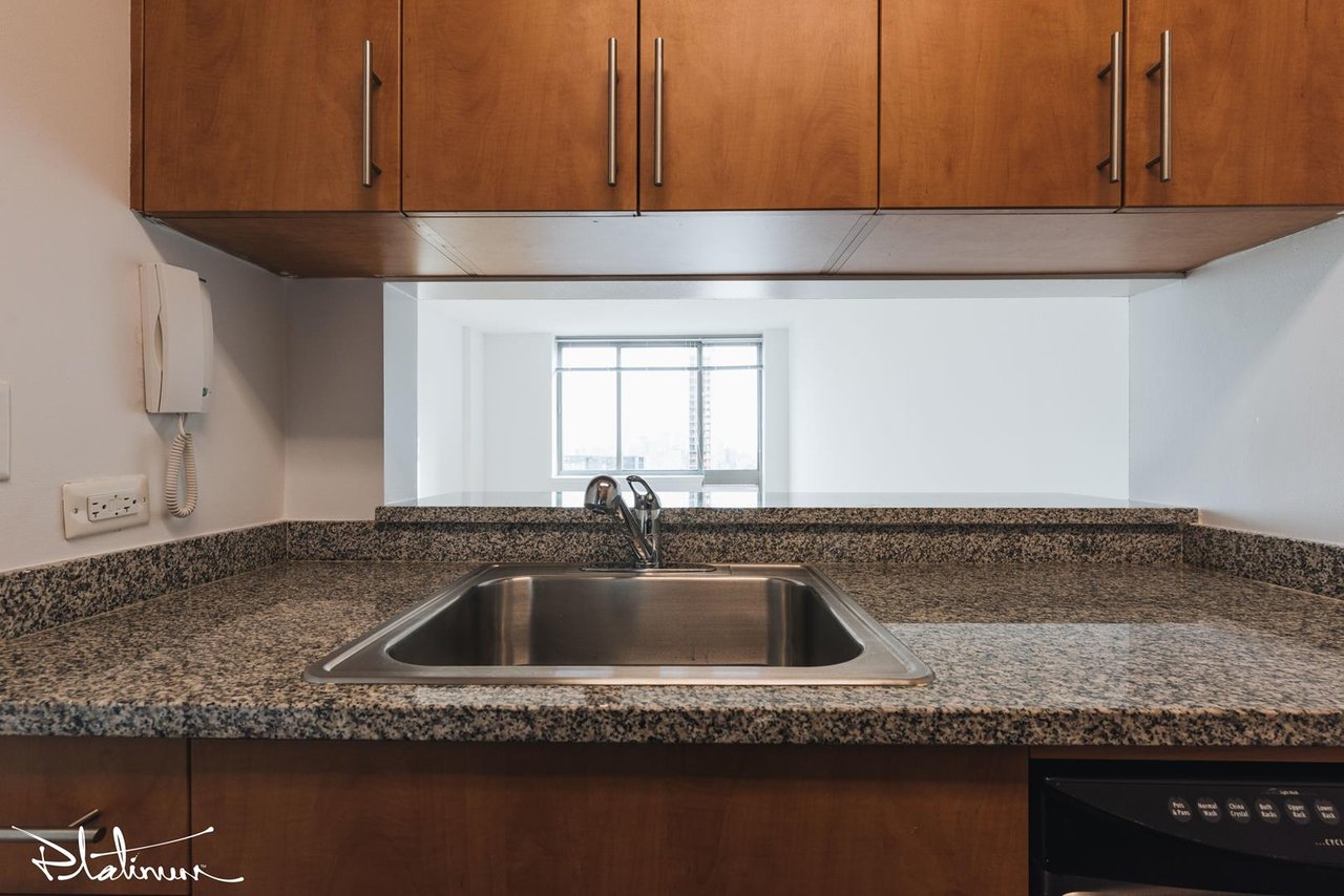2 Gold Street, Apt 4H