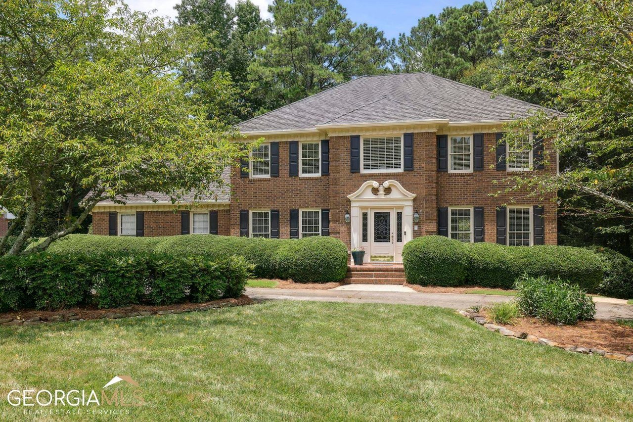 7620 Brigham Dr - Sandy Springs