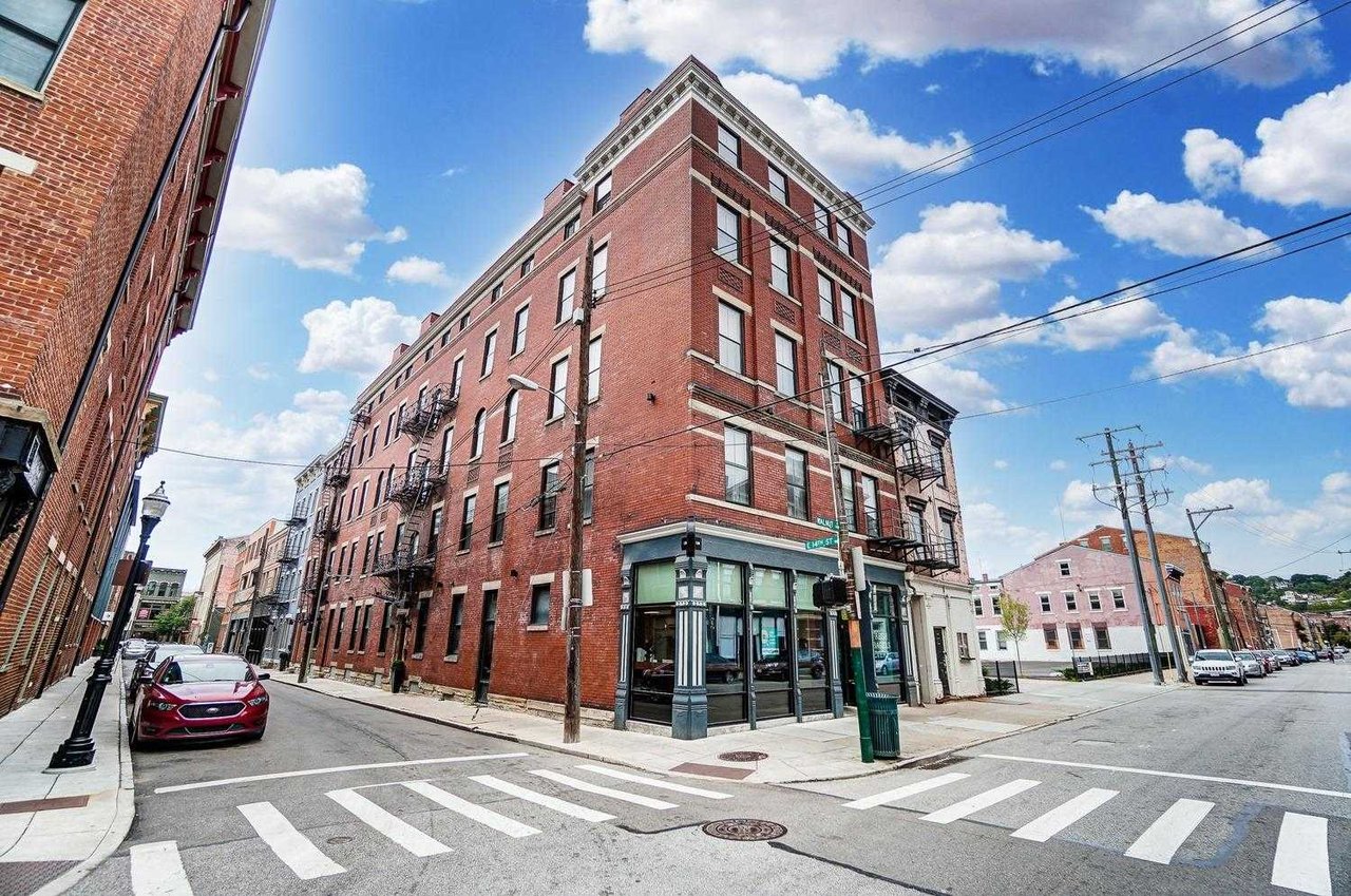 0 E Fourteenth St