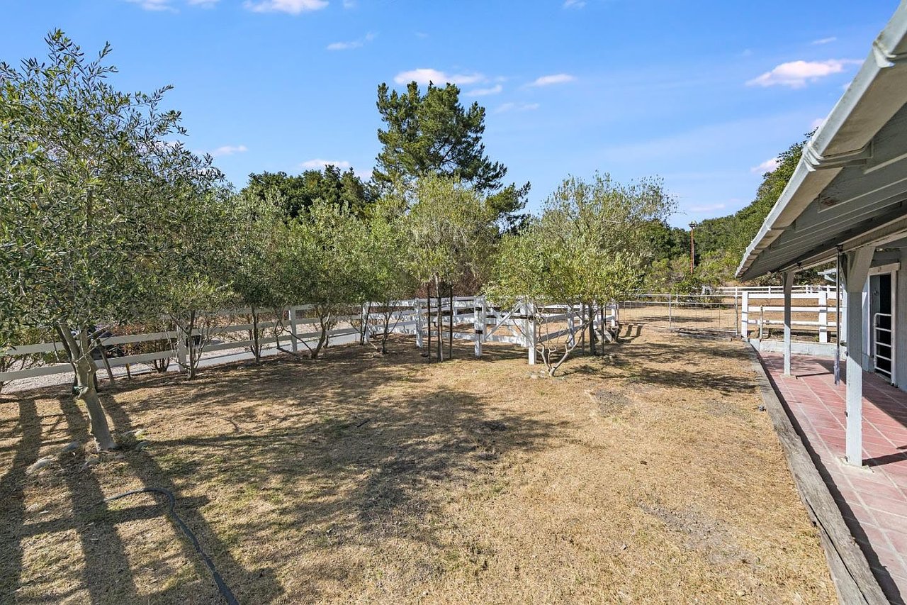 11523 Hidden Hills Rd