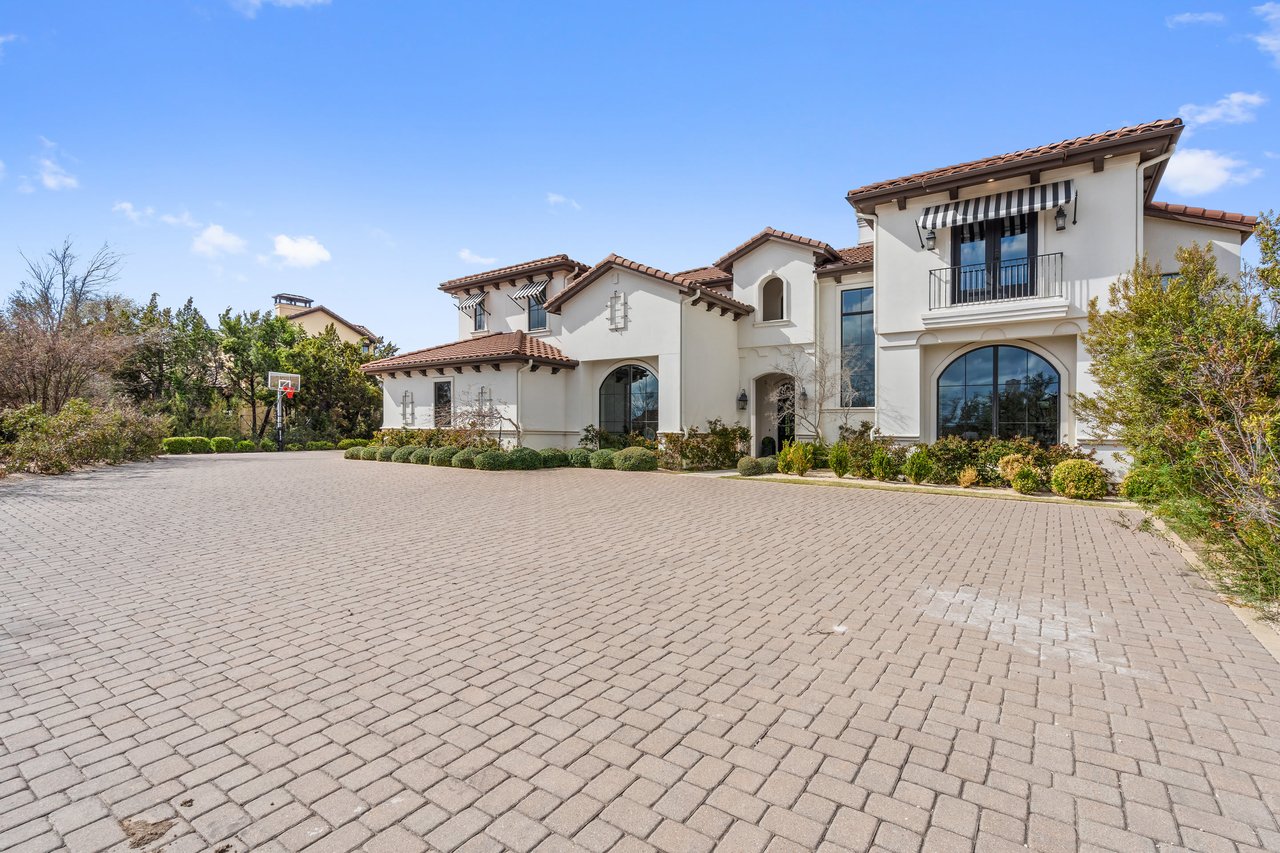 12917 Hacienda Ridge