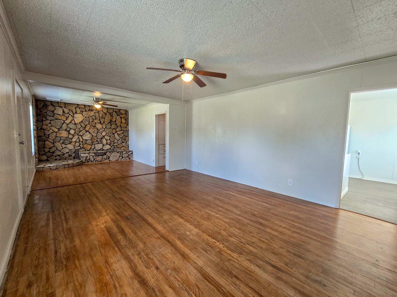 635 W Franklin St