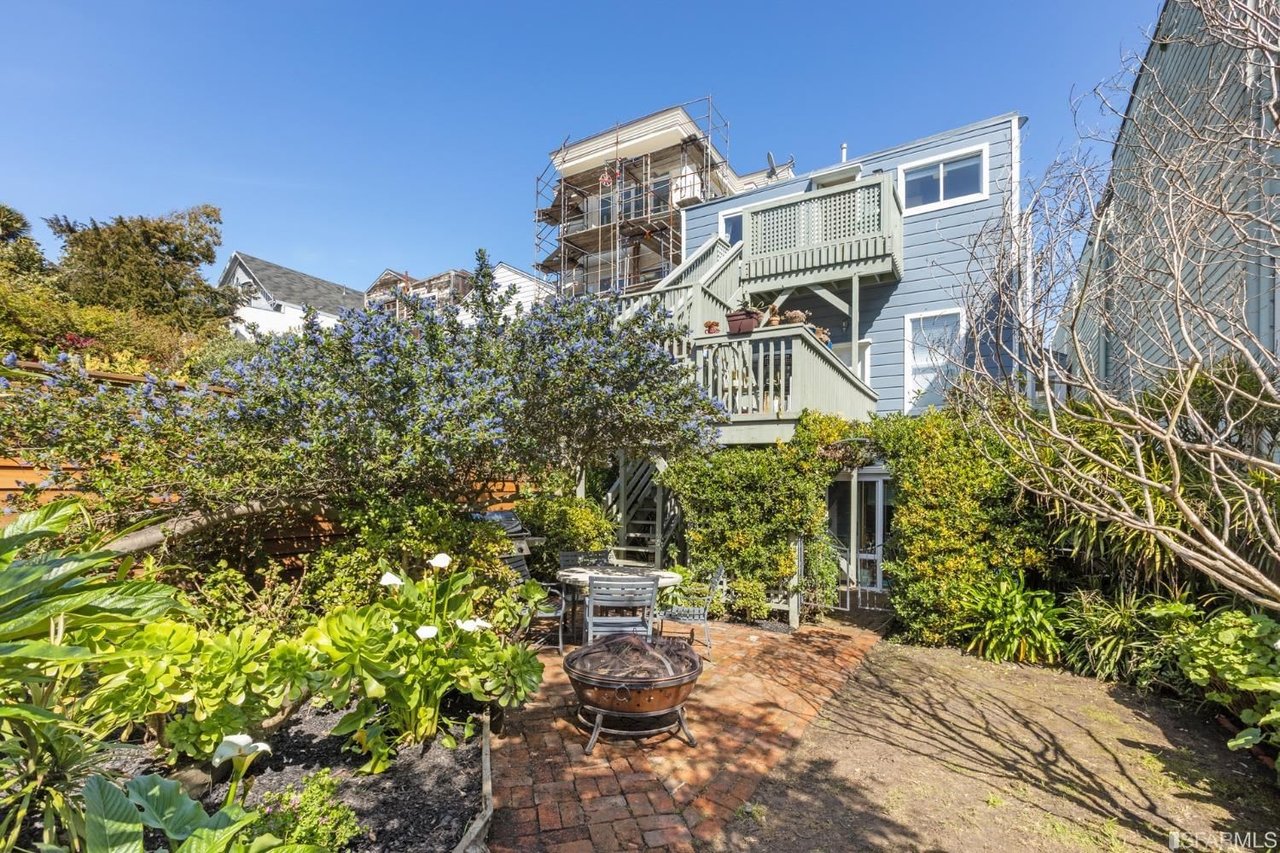 915 A Central Ave