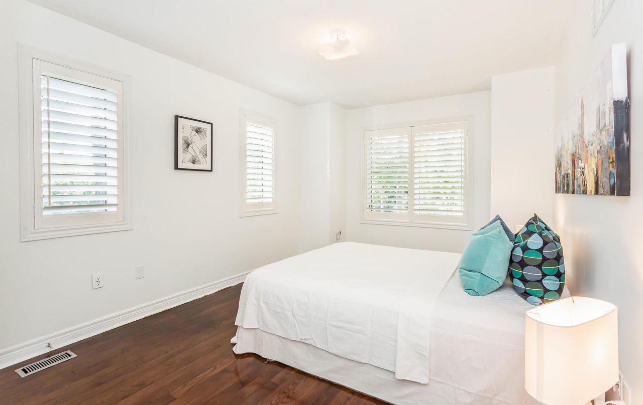 1A Elhurst St