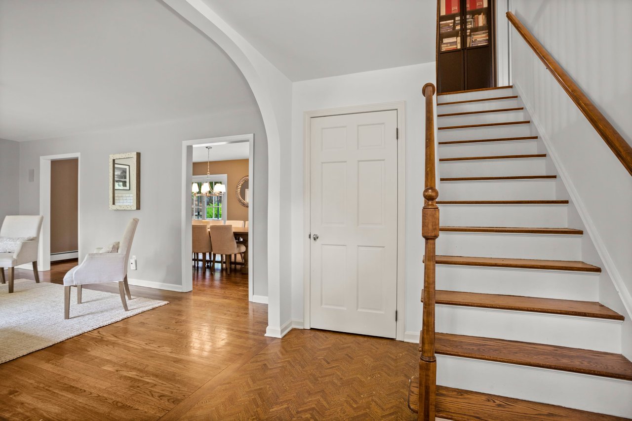 12 Saint George Place