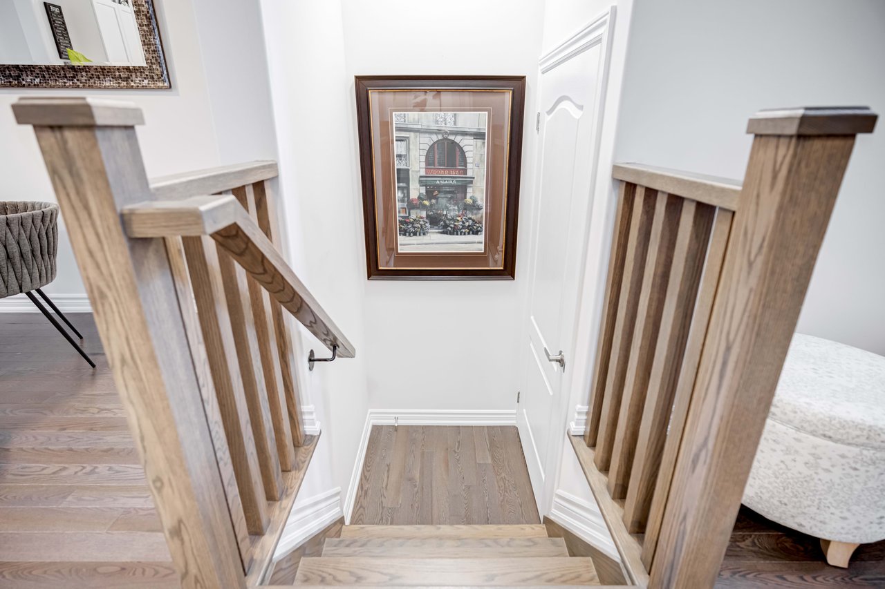 6 Dreamland Lane