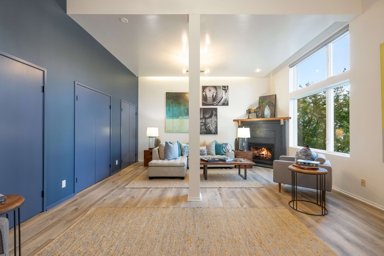82 Stanford Heights Ave