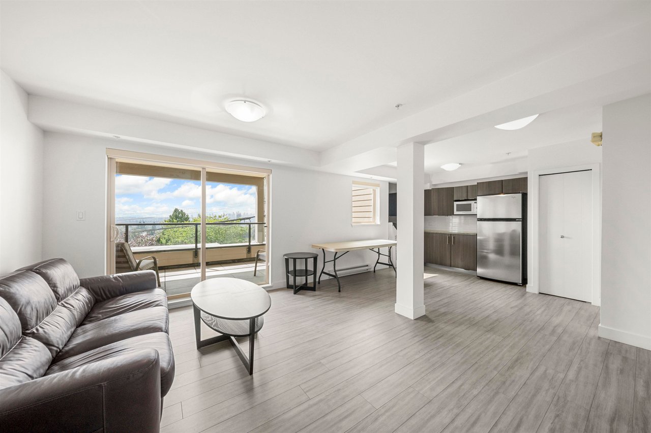 201-5688 Hastings Street, Burnaby