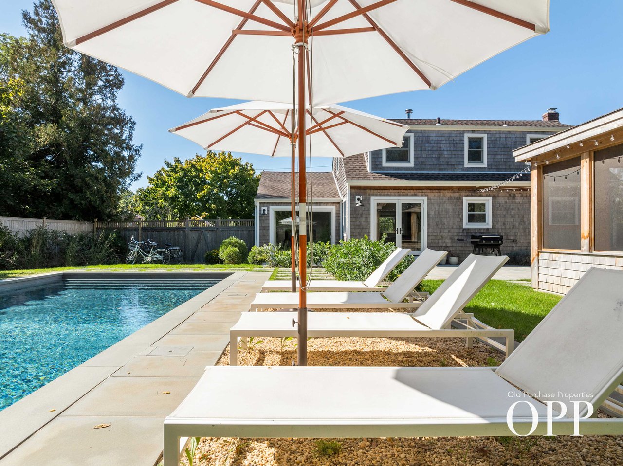  Stylish Cape Cod Retreat in Bellport Village