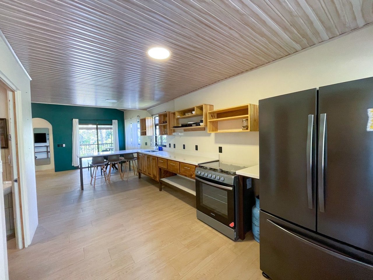 Creekfront Country Acreage Home, Perez Zeledon, San Jose