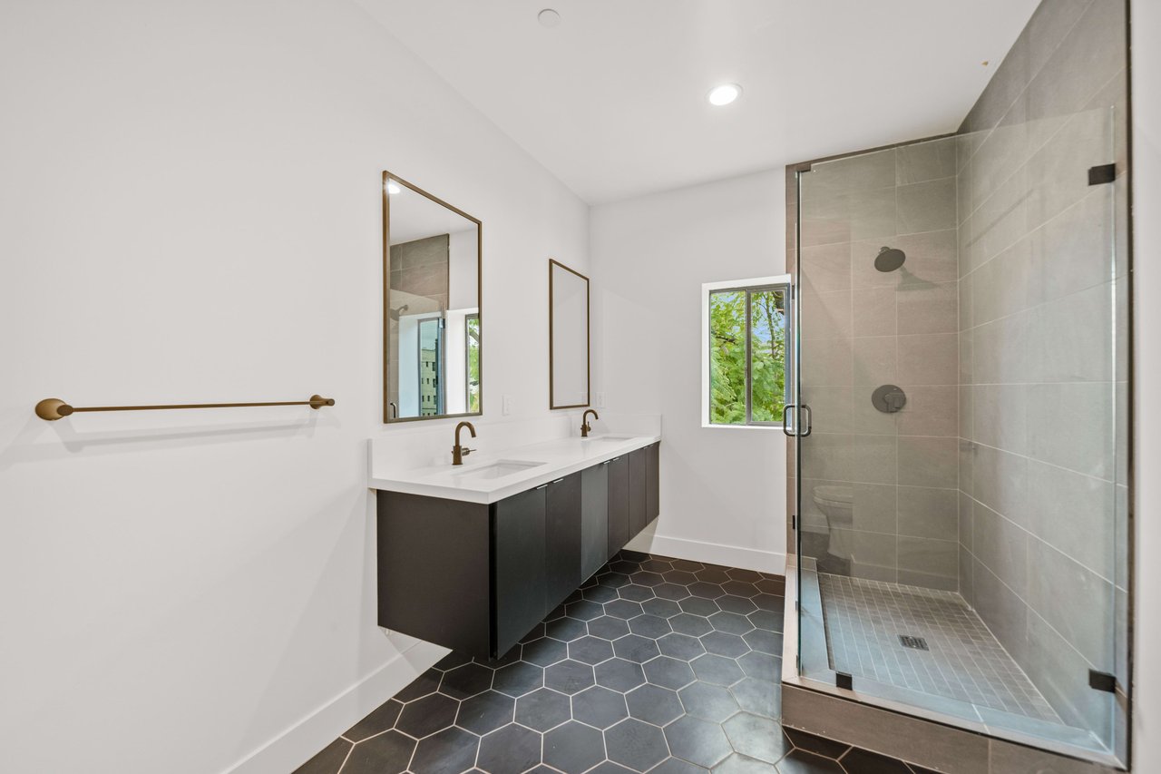 Hollywood Townhomes for Sale, 2 Units Remain
