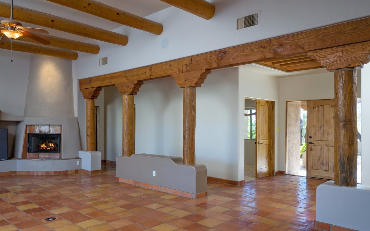 Perfect Desert Oasis, Santa Fe Estate