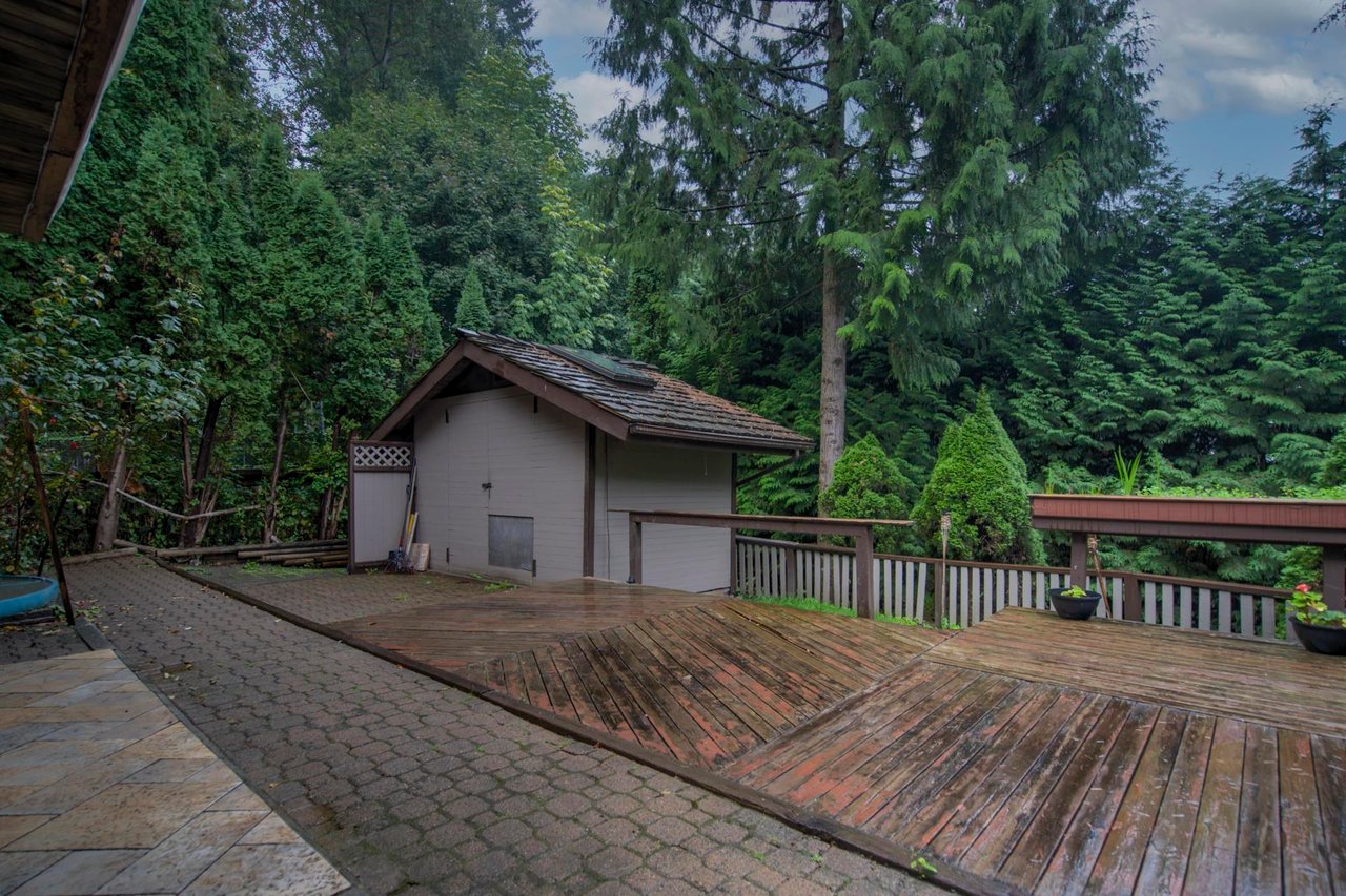 1305 Charter Hill Dr