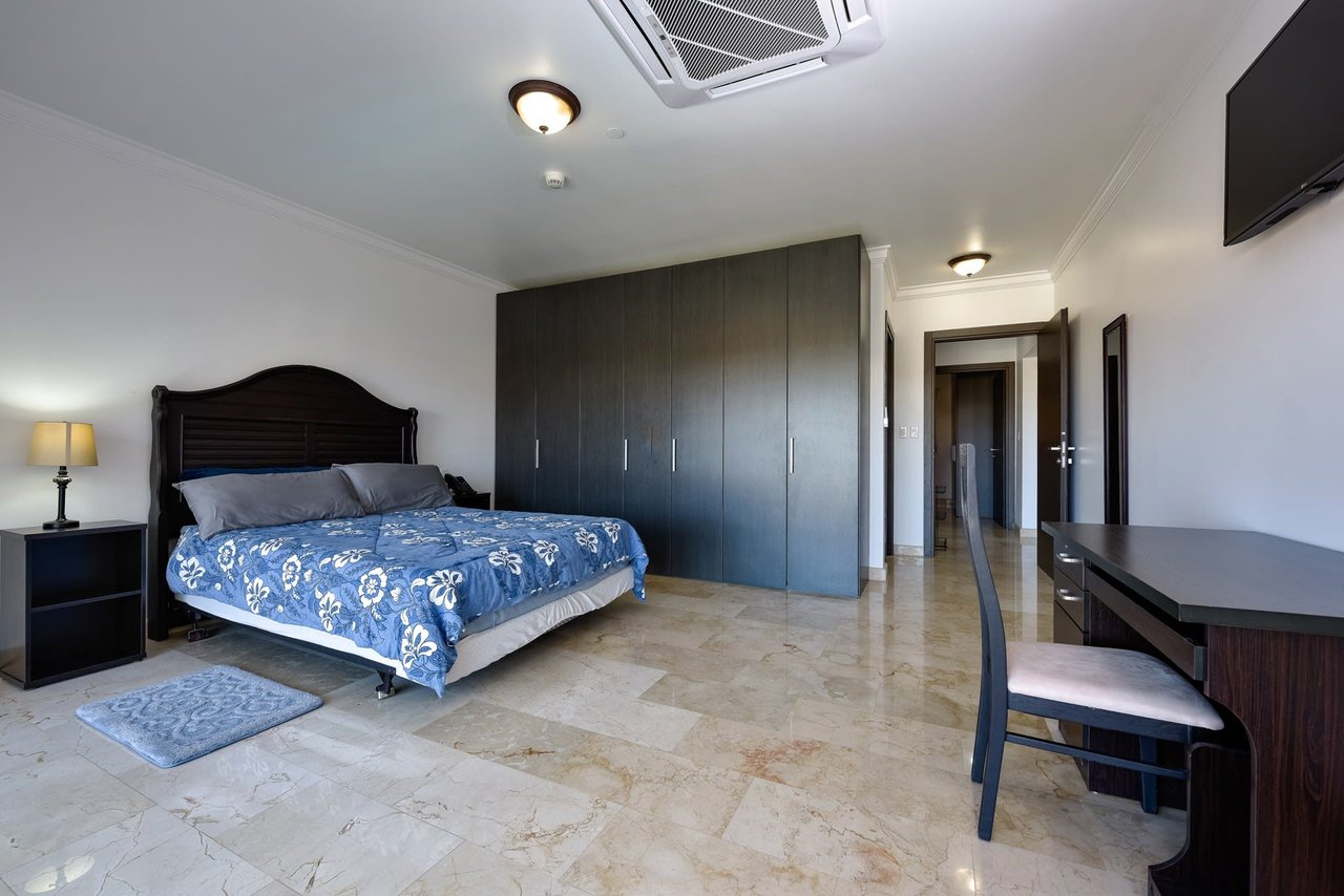 Palm Aruba Condo 4th Fl