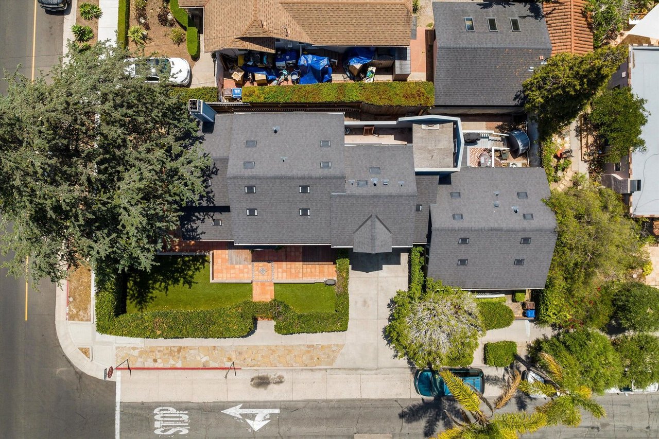 107 W Quinto St