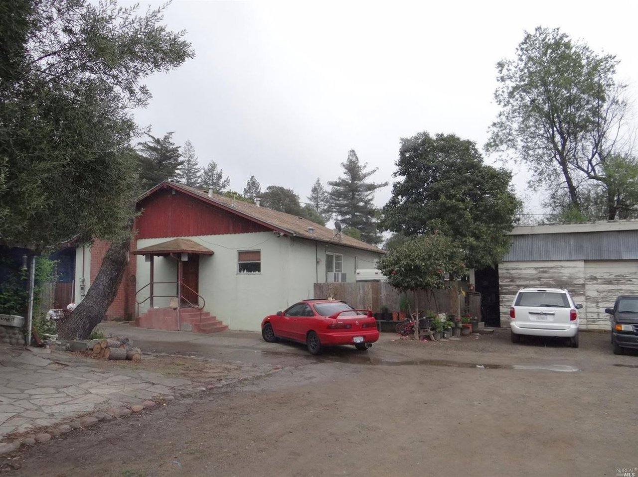 1230 Dry Creek Rd