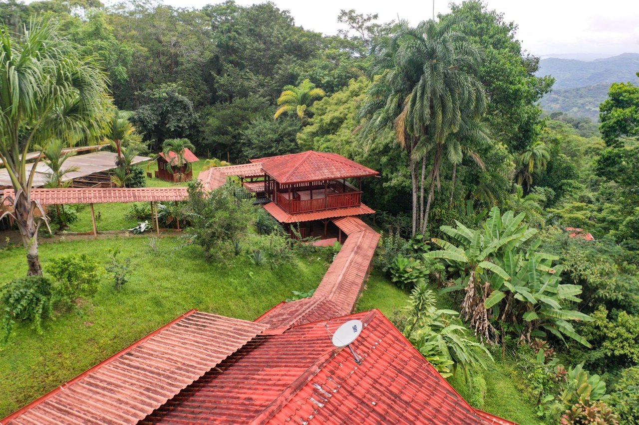 Waterfall View Residence, Perez Zeledon, San Jose