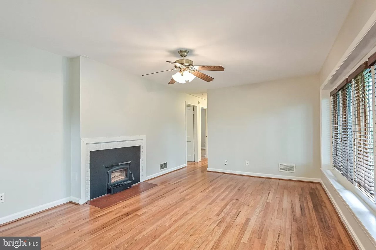 8006 Jackson Rd