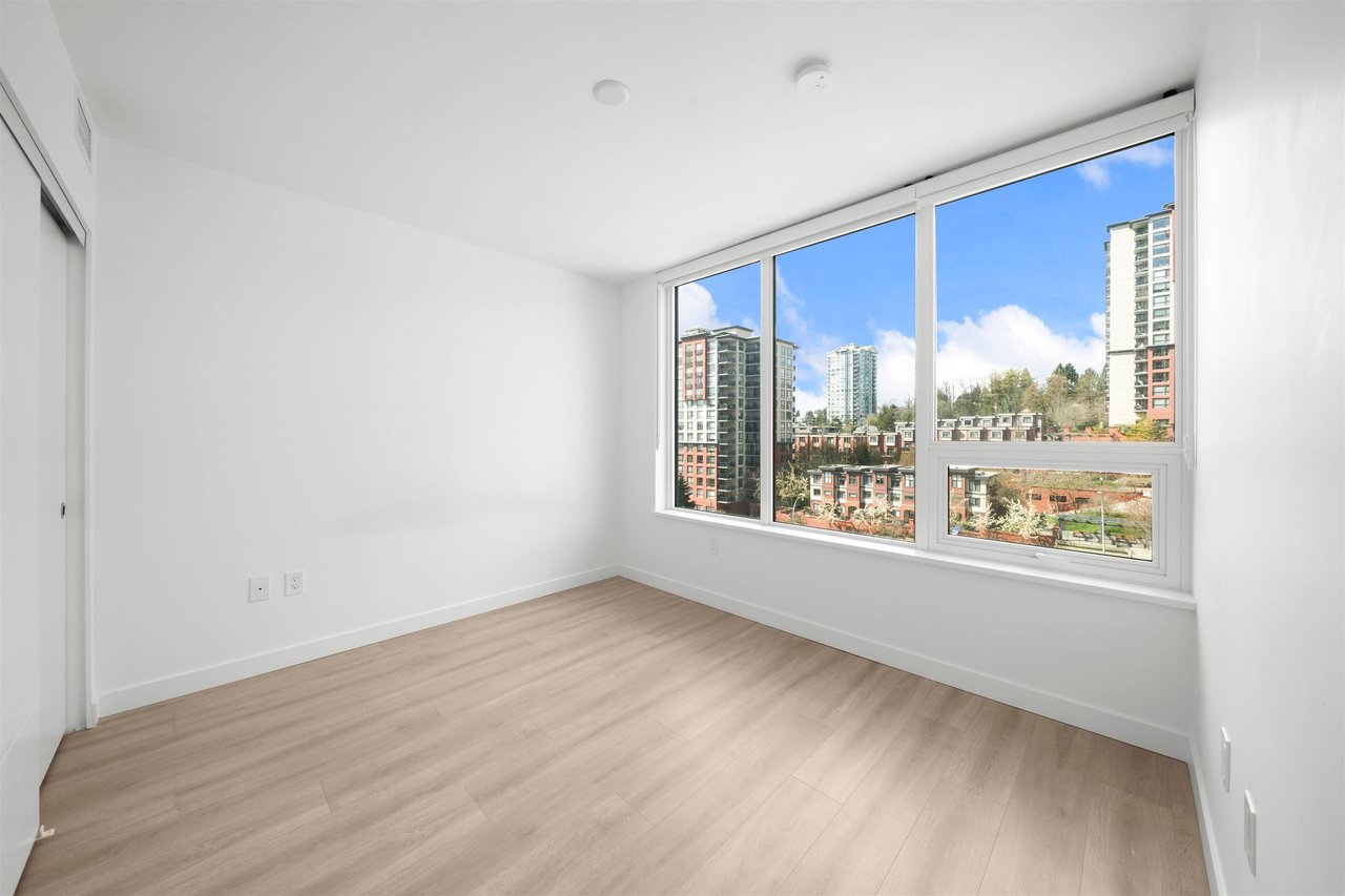 1003-823 Carnarvon St