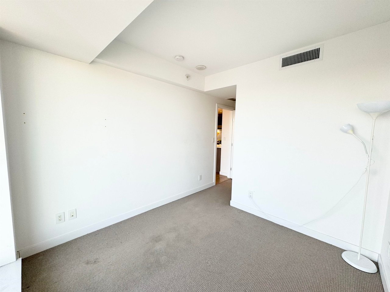 1607-2220 Kingsway, Vancouver