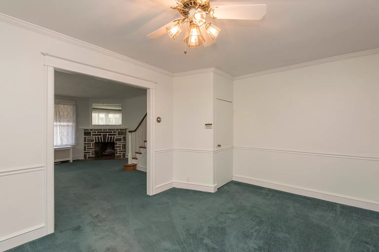 222 S Carol Blvd
