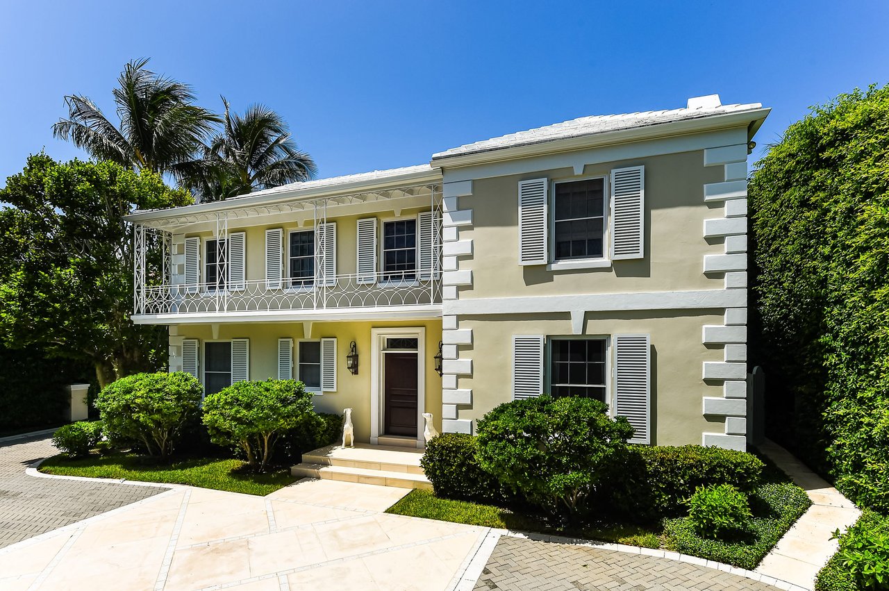 House fetches $9.4 Million on Cocoanut Row in Midtown Palm Beach