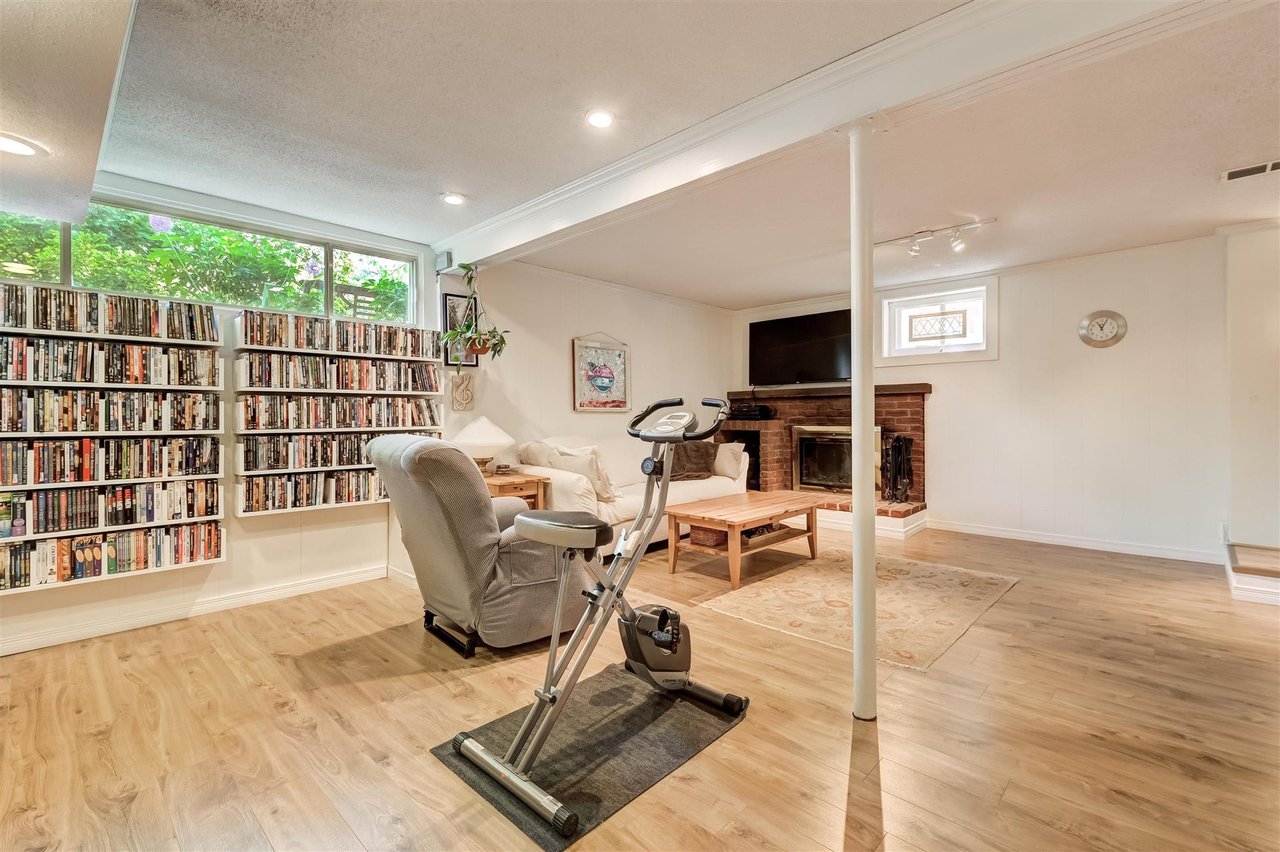 40 Nuffield Dr