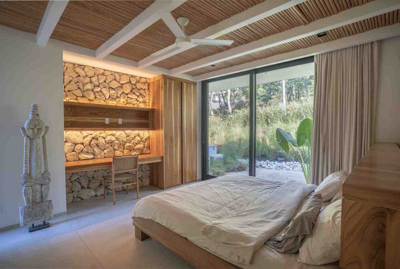 Contemporary Coastal Pool Home, Tamarindo, Guanacaste
