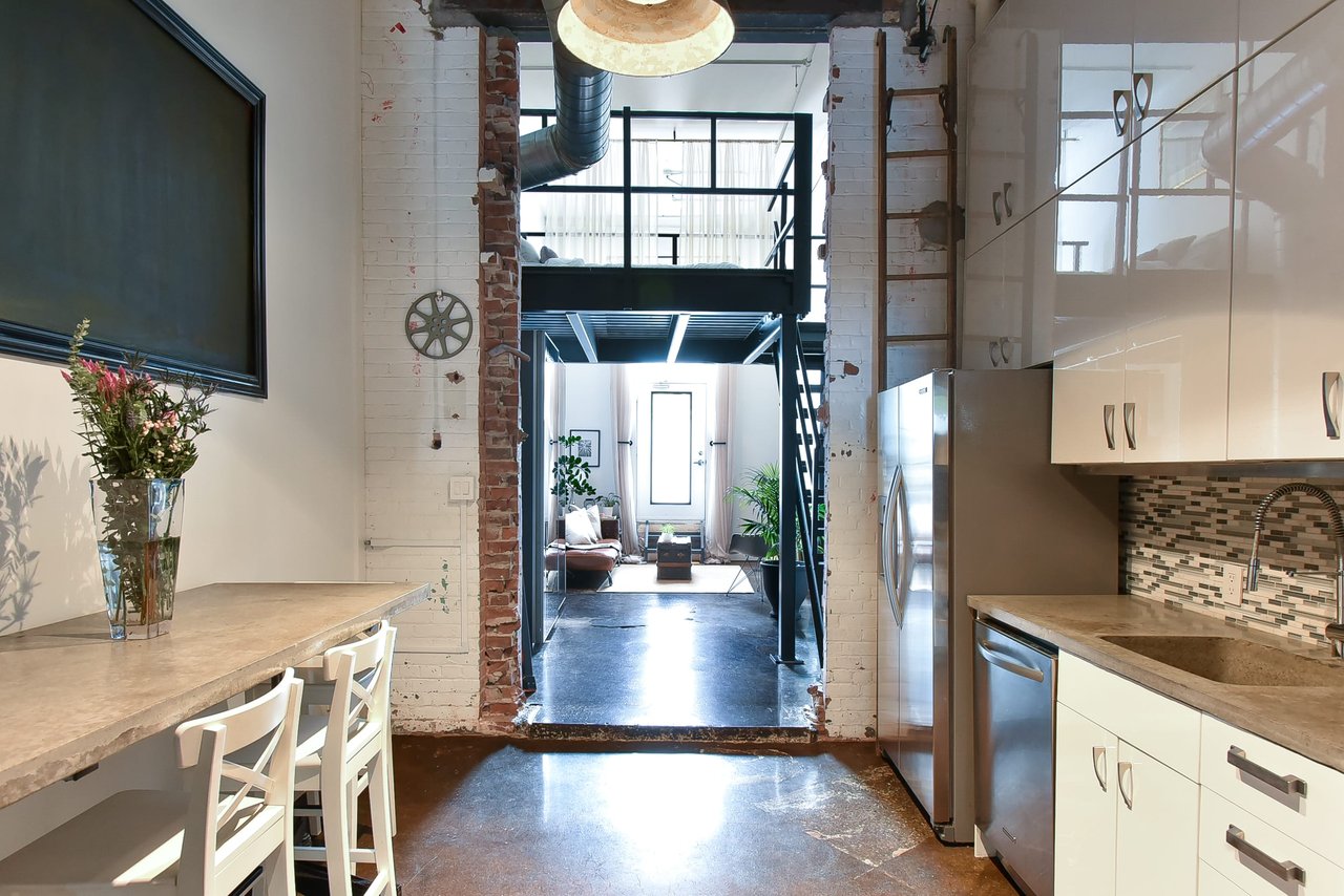 I-ZONE LOFTS