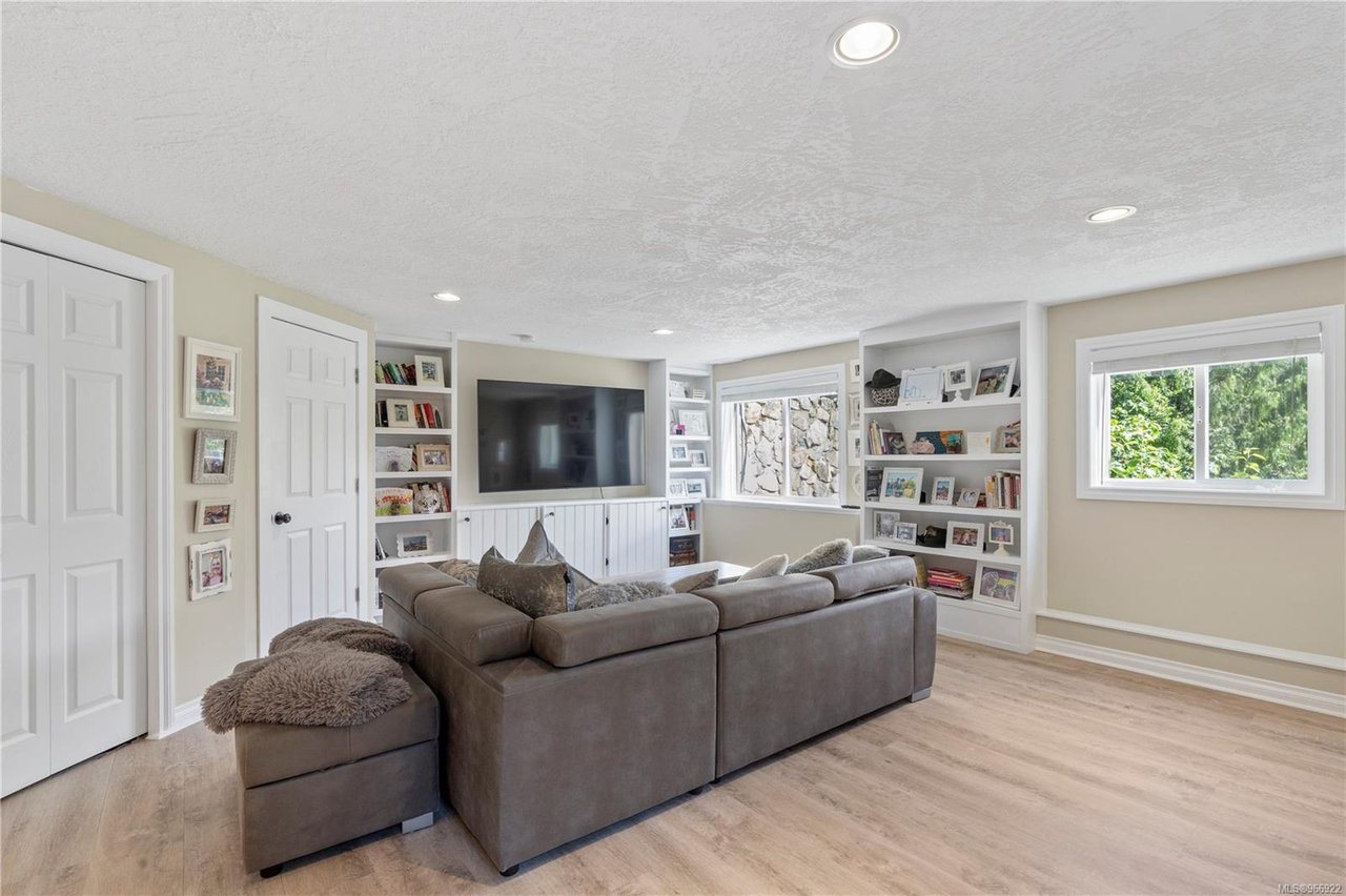 2601 Savory Rd