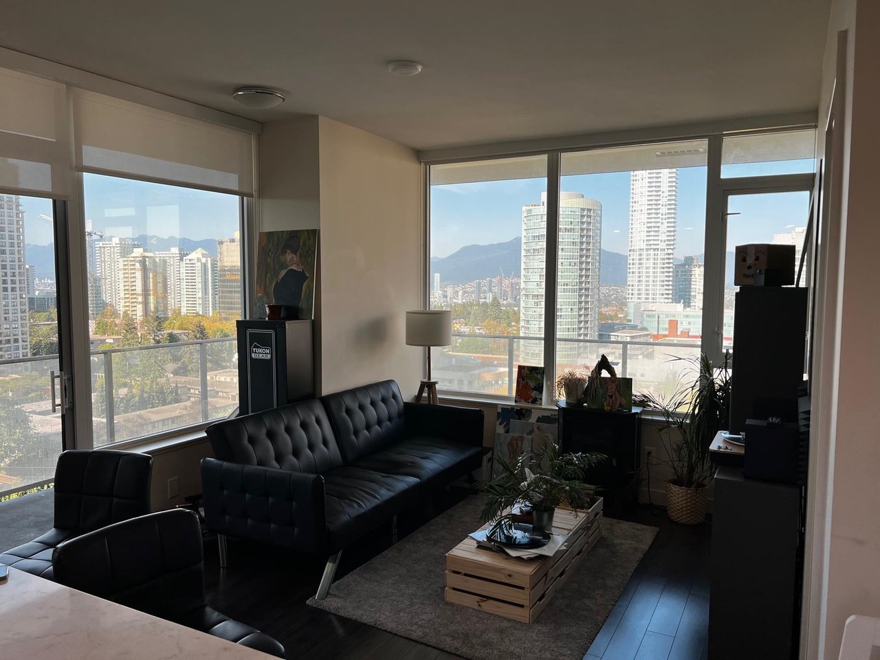 1108-6383 Mckay Ave
