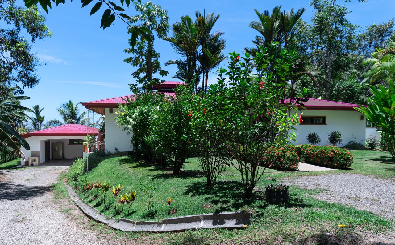 Stunning Ocean View Sanctuary Home in Chontales