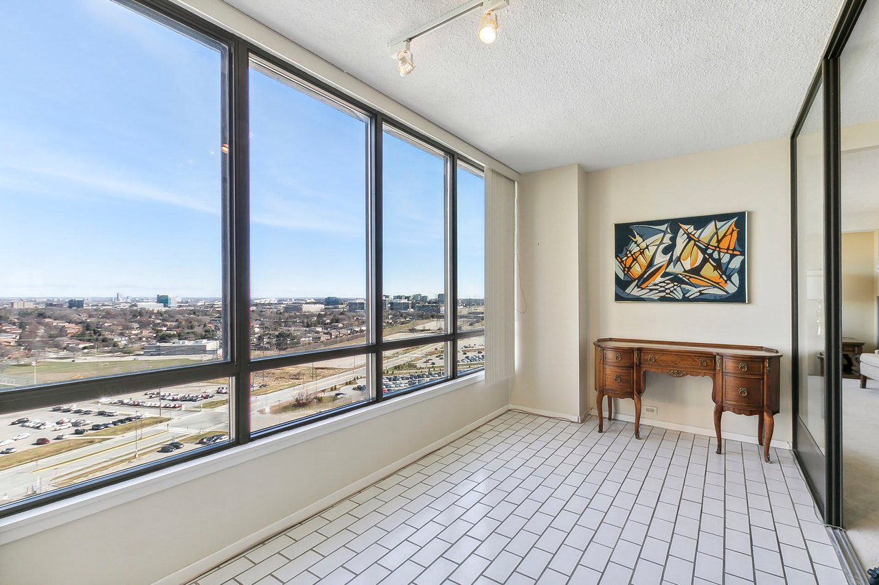 65 Skymark Drive #1407