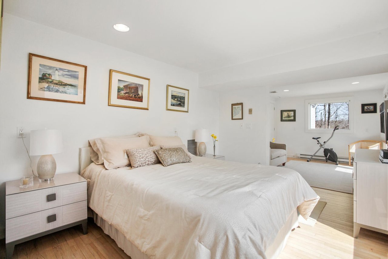 17 Meadow Lane