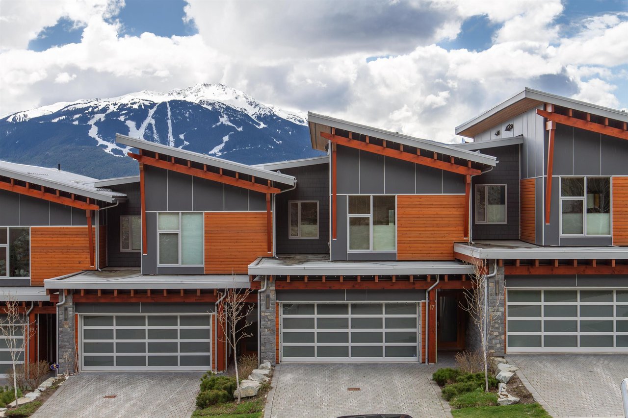 17-8400 Ashleigh Mcivor Dr