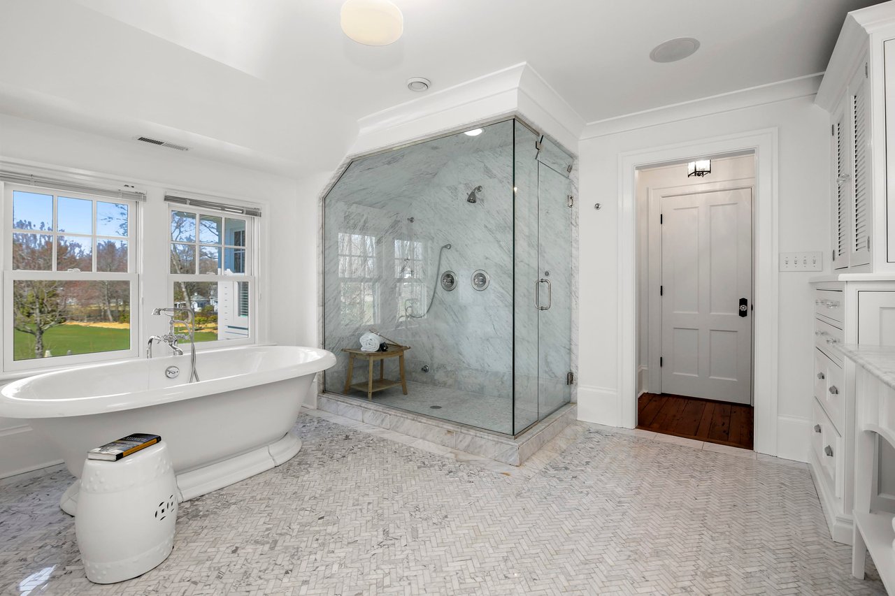 377 Greens Farms Road