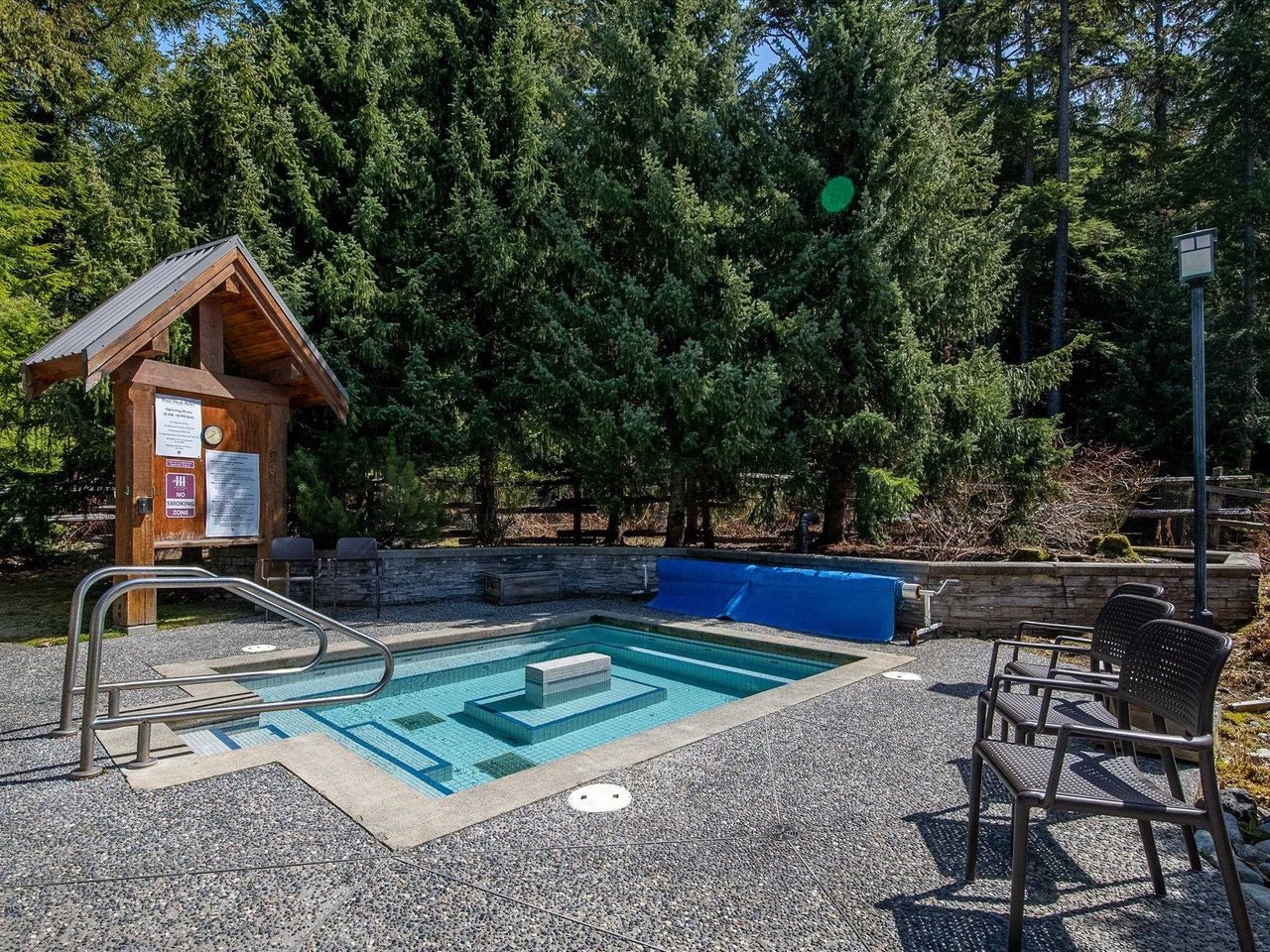 104-G1-4653 Blackcomb Wy
