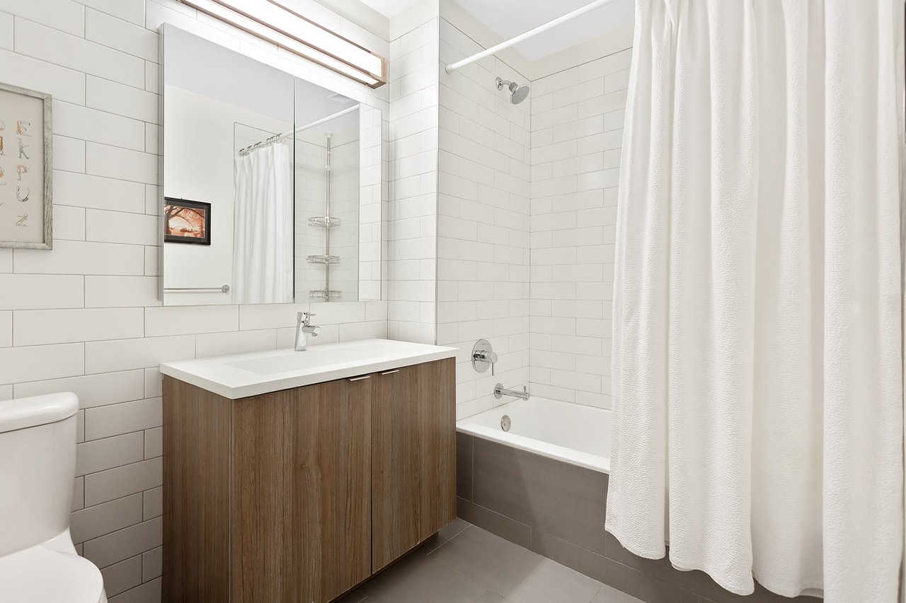 23 West 116th St. Apt. 6A