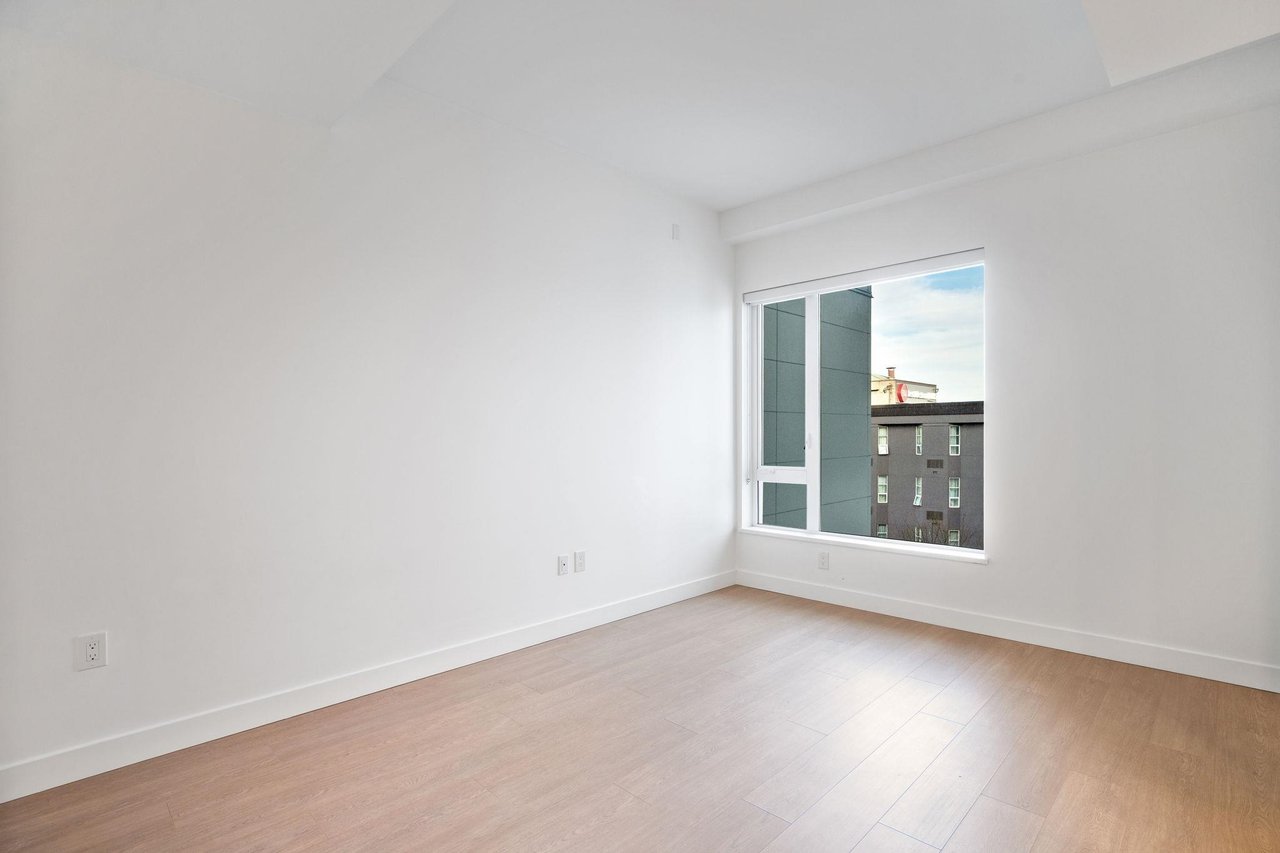 409-8888 Osler St