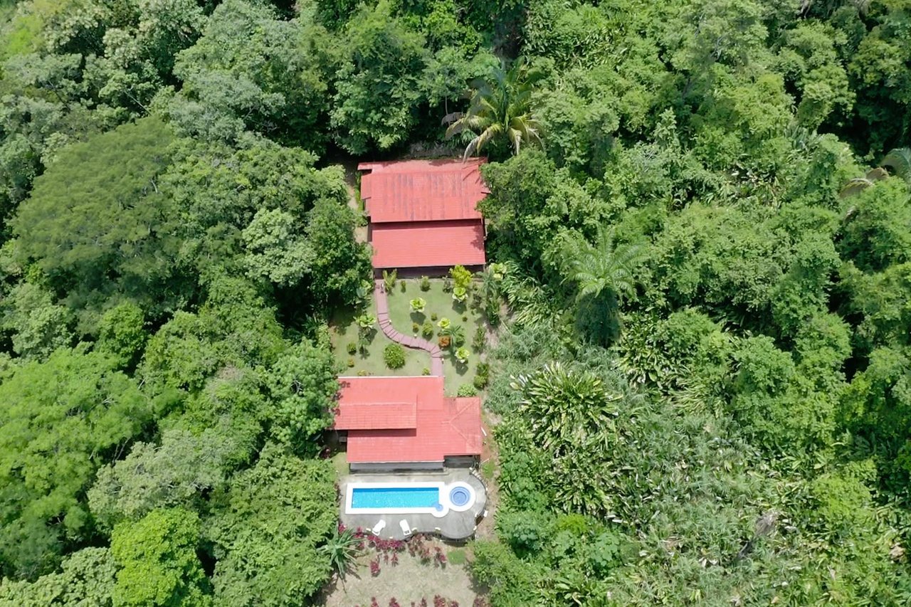 Income Producing Property with Ocean View close to Dominical
