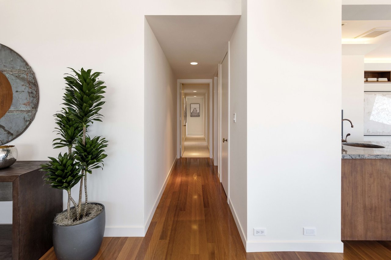 Showcase North Bay View Apartment