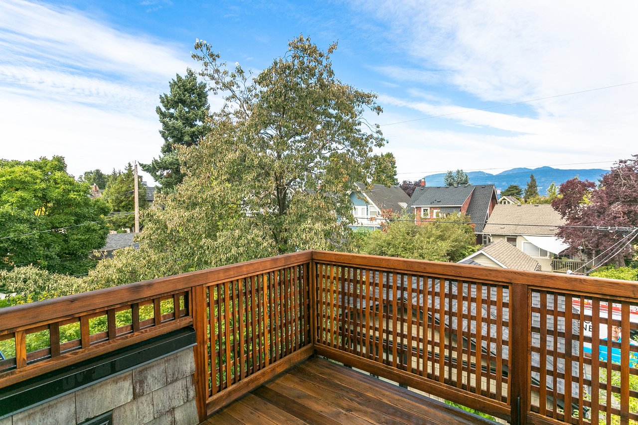 3233 West 3rd Ave, Kitsilano