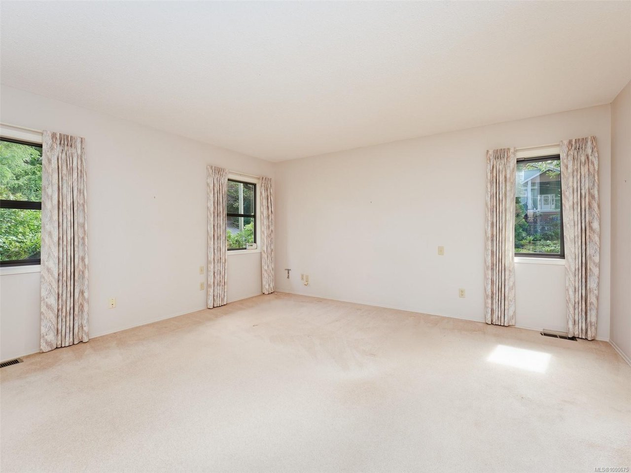102 High St, View Royal