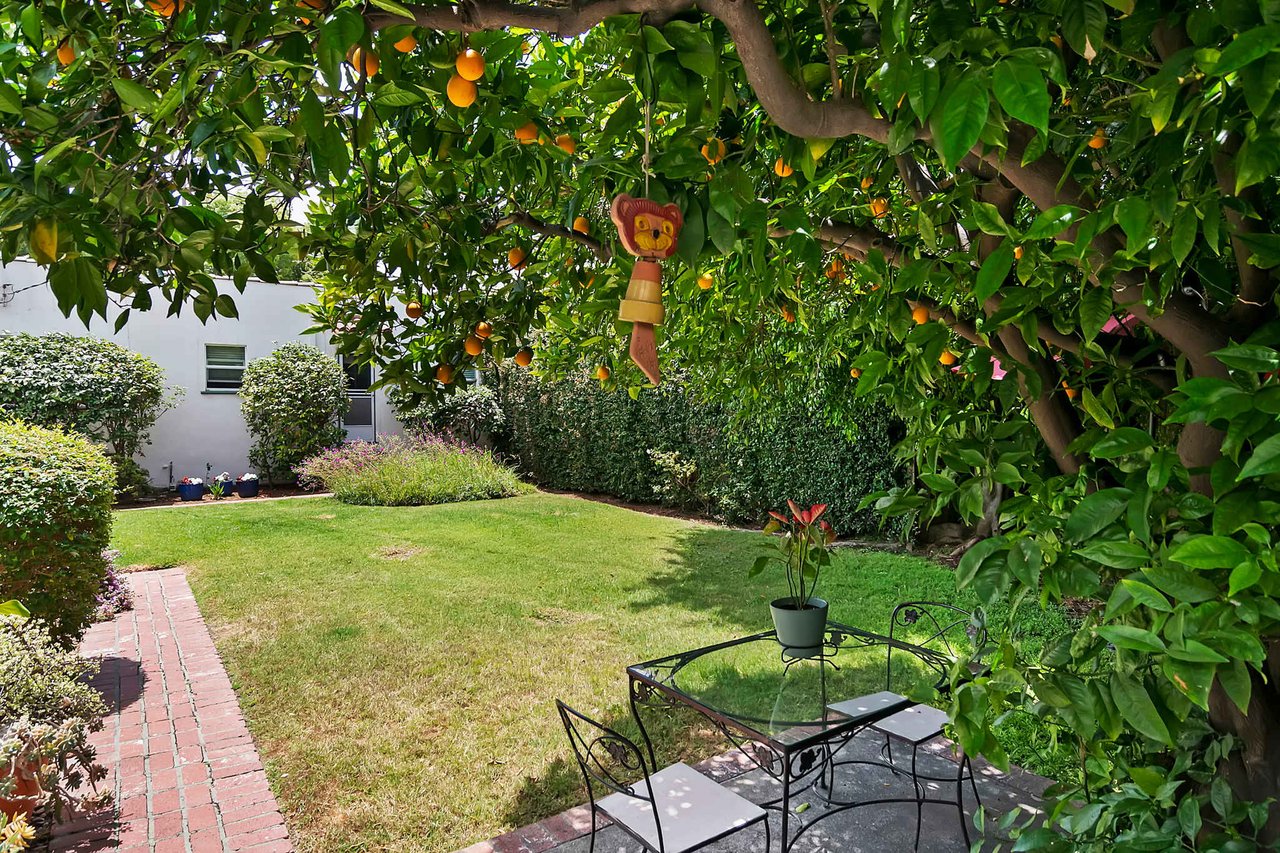 2238 Camden Ave