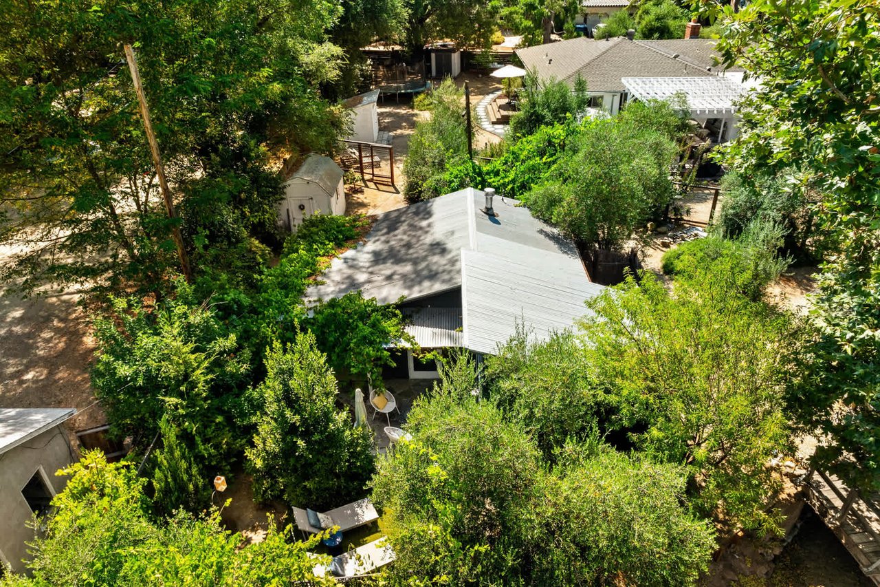1518 Valley Drive, Topanga