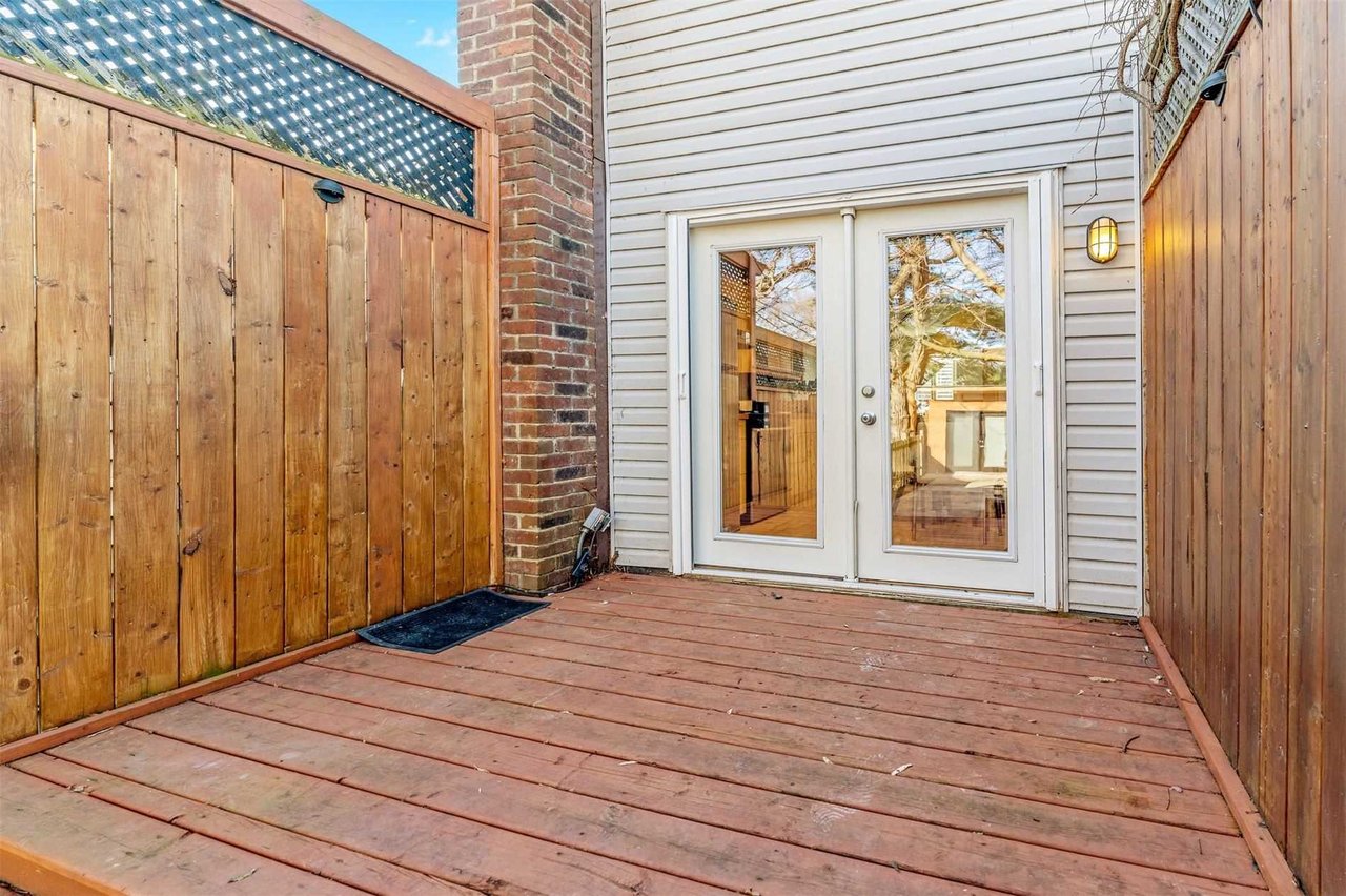 441 Woodfield Rd