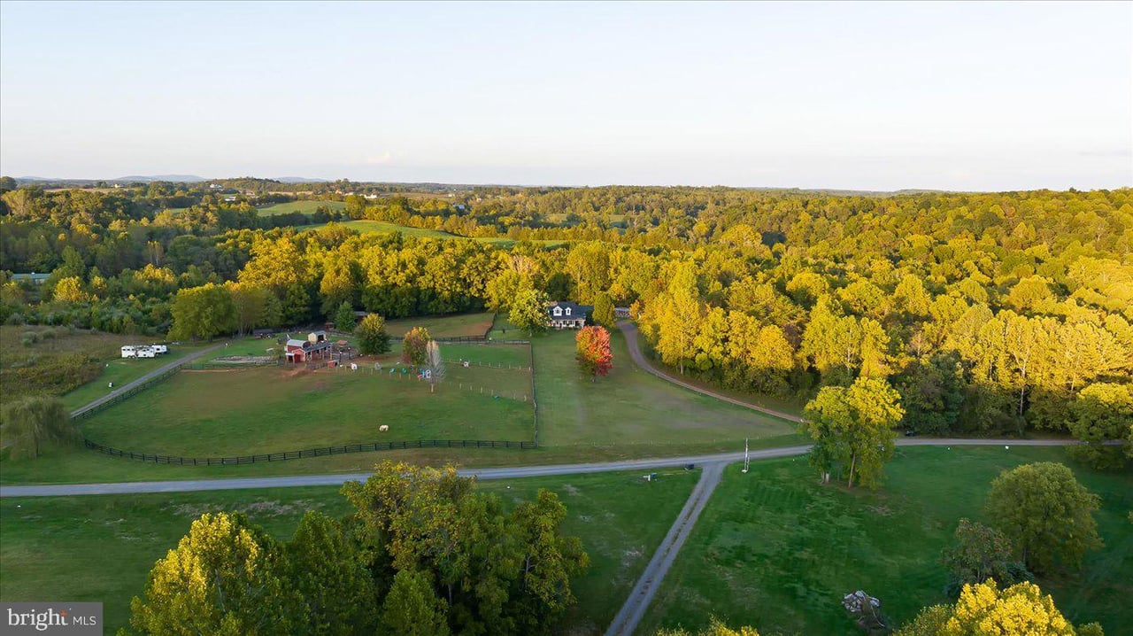10623 Gravel Rd