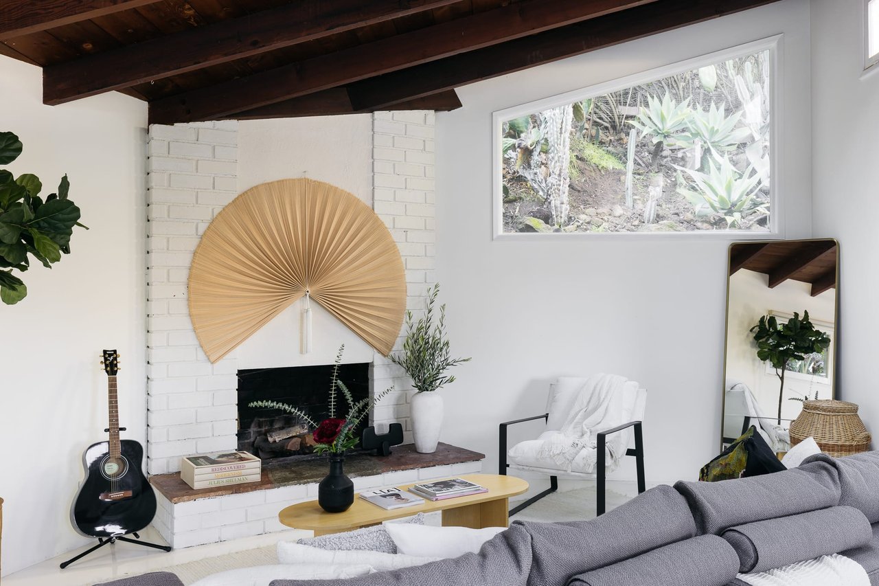 Tranquil and Private Mid Century in Beachwood Canyon